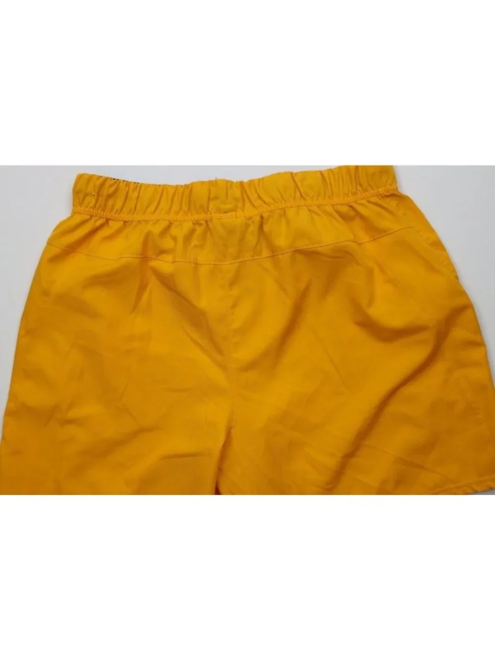 Nike Baseball Mens Size XL Pittsburgh Pirates Baseball Above Knee Shorts Yellow